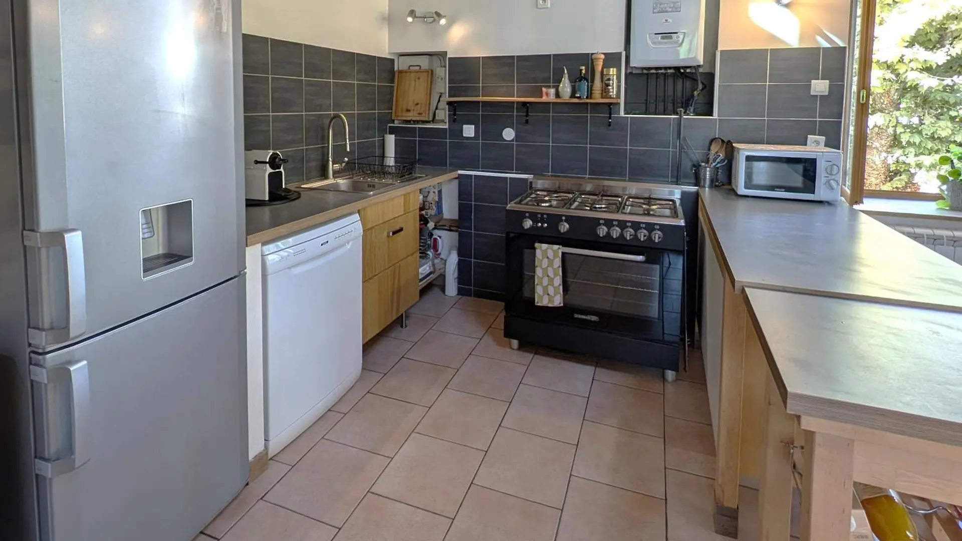 Maison De Ville 120M2 Le Pont-de-Beauvoisin 0*,  France