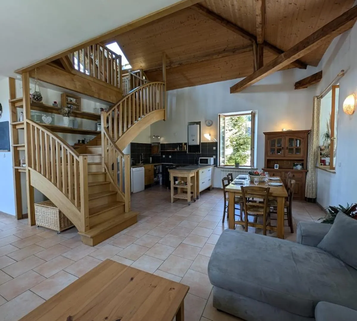 Maison De Ville 120M2 Le Pont-de-Beauvoisin 0*,
